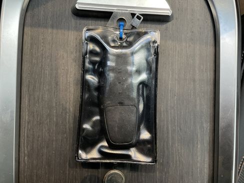 Used 2022 Lucid Air Grand Touring image 43