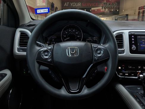 Used 2022 Honda HR-V EX image 31