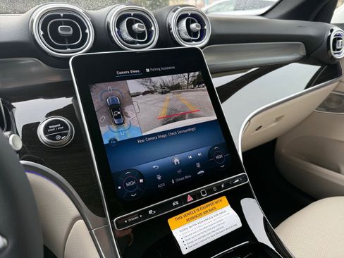 New 2026 Mercedes-Benz GLC 300 GLC 300 image 17