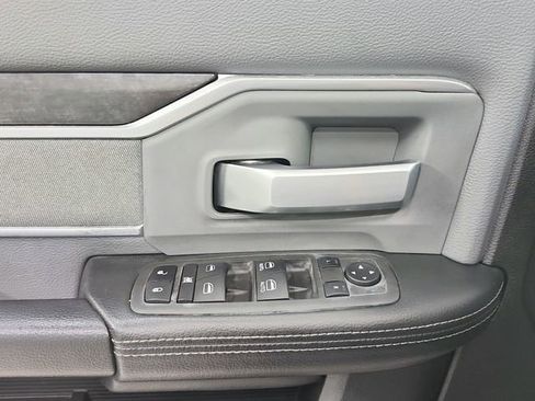 Used 2022 RAM 2500 Big Horn w/ Cold Weather Group image 29