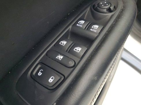 Used 2020 Jeep Compass Latitude image 22