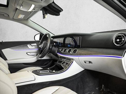 Used 2021 Mercedes-Benz E 350 Sedan image 23