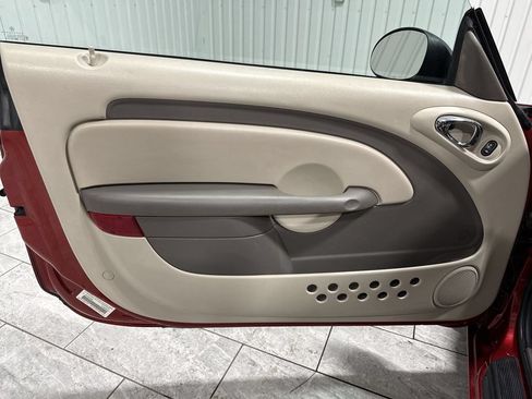 Used 2005 Chrysler PT Cruiser GT FWD image 23