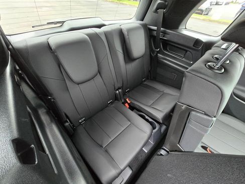 New 2026 Mercedes-Benz GLB 250 4MATIC image 24