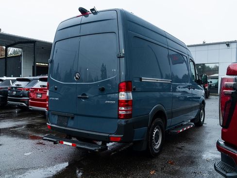 Used 2018 Mercedes-Benz Sprinter 144 Cargo image 6