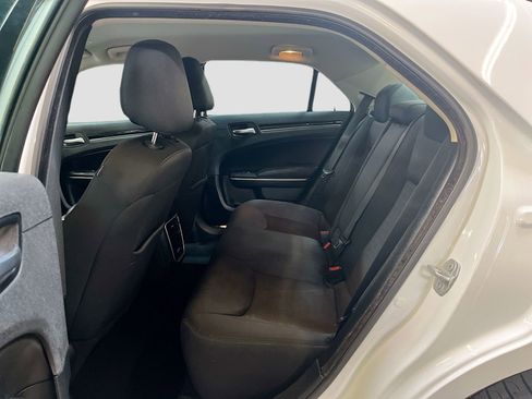 Used 2023 Chrysler 300 Touring image 22