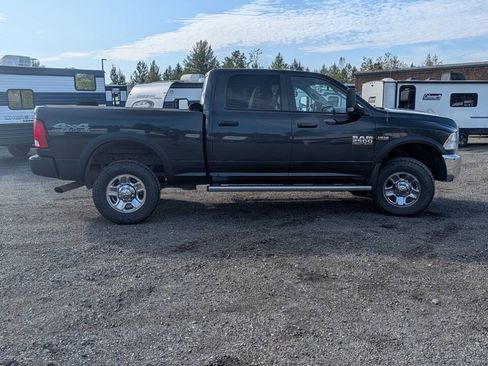 Used 2017 RAM 2500 Tradesman w/ Chrome Appearance Group AWD/4WD image 8