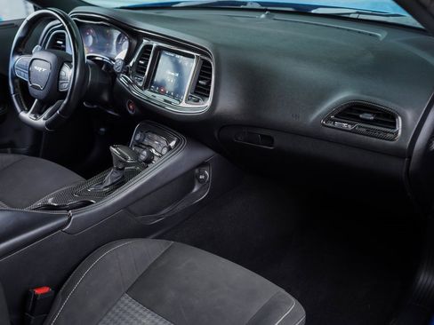 Used 2019 Dodge Challenger SRT Hellcat Redeye image 21