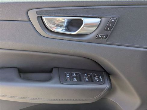 New 2026 Volvo XC90 T8 Plus w/ Protection Package AWD/4WD image 10