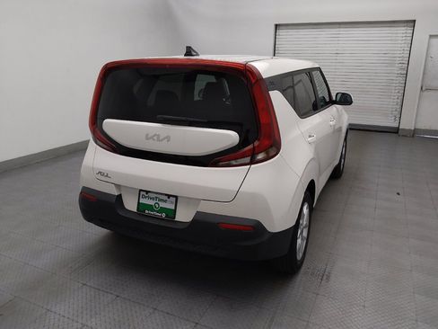 Used 2022 Kia Soul LX w/ Technology Package FWD image 7