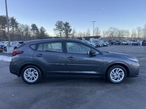 Used 2025 Subaru Impreza 2.0i image 4