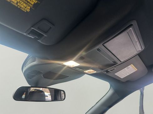 Used 2025 Ford Escape ST-Line image 22