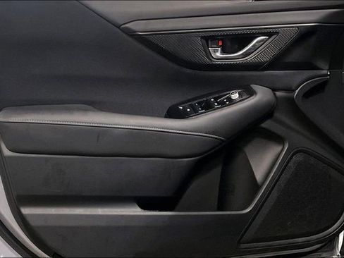 Used 2025 Subaru Outback Premium image 23