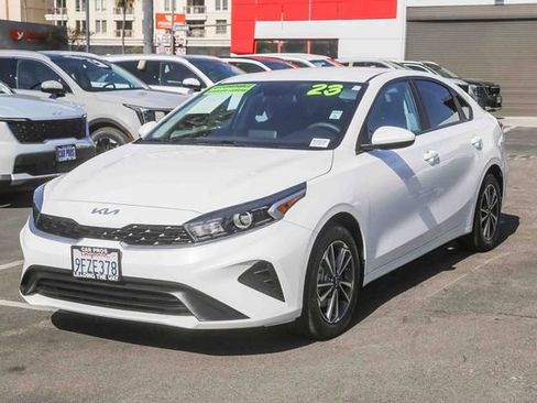 Used 2023 Kia Forte LXS image 5