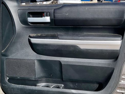 Used 2017 Toyota Tundra Limited image 22