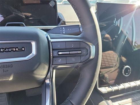 New 2025 GMC Sierra EV Denali image 16