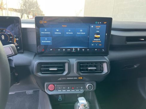 Used 2025 Ford Mustang Coupe image 16