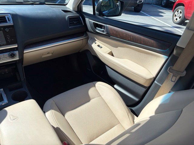 Used 2016 Subaru Outback 3.6R Limited AWD/4WD image 37