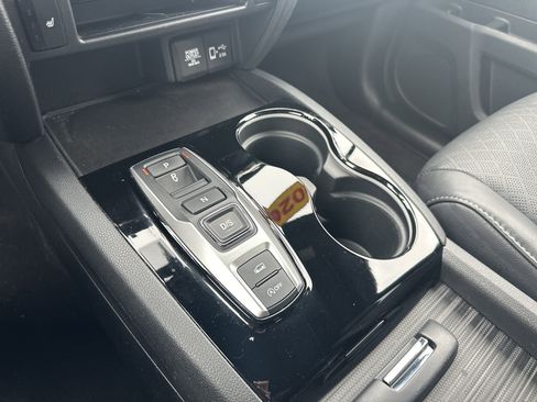 Used 2020 Honda Passport Touring image 32