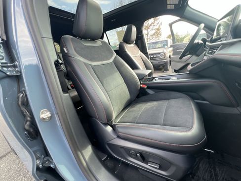 New 2026 Ford Explorer ST image 28