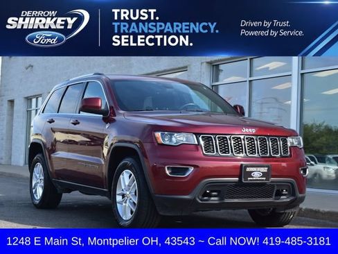 Used 2017 Jeep Grand Cherokee Laredo w/ Quick Order Package 23E AWD/4WD image 1
