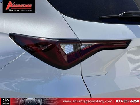 Used 2025 Acura MDX SH-AWD w/ Advance Package image 13