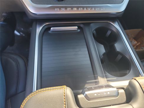 New 2025 Ford Expedition Tremor image 23