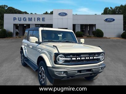 New 2025 Ford Bronco Outer Banks