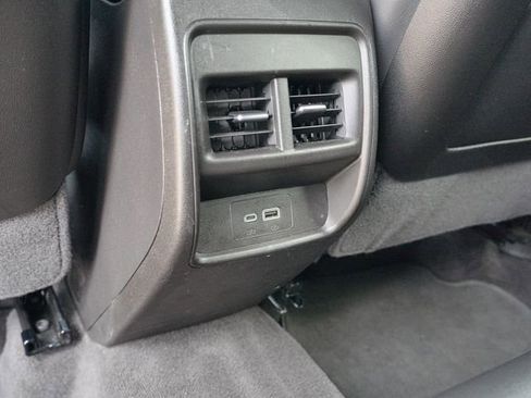 Used 2025 Cadillac XT4 Premium Luxury AWD/4WD image 20