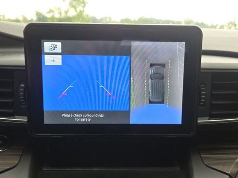 Used 2020 Ford Explorer Limited w/ Class III Trailer Tow Package RWD image 31