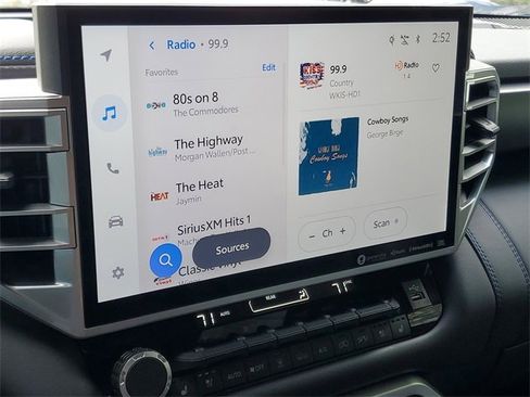 Used 2023 Toyota Sequoia Platinum image 26