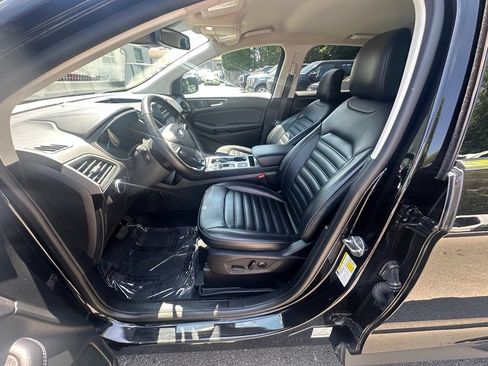 Used 2024 Ford Edge SEL AWD/4WD image 9