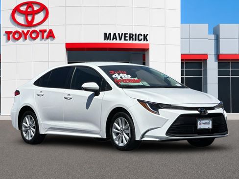 New 2026 Toyota Corolla LE FWD image 7