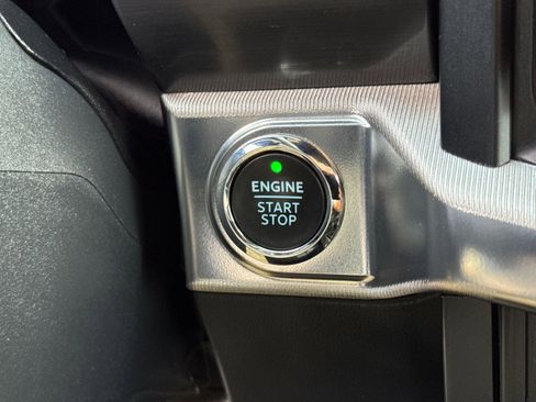 Certified 2023 Ford F150 Raptor image 31