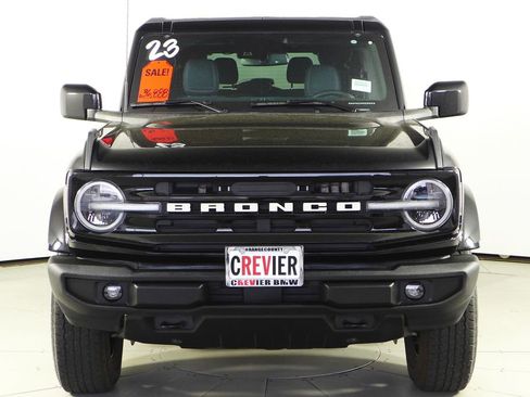 Used 2023 Ford Bronco Outer Banks image 3