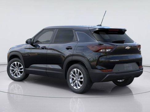 New 2026 Chevrolet TrailBlazer LS w/ LS Convenience Package FWD image 3