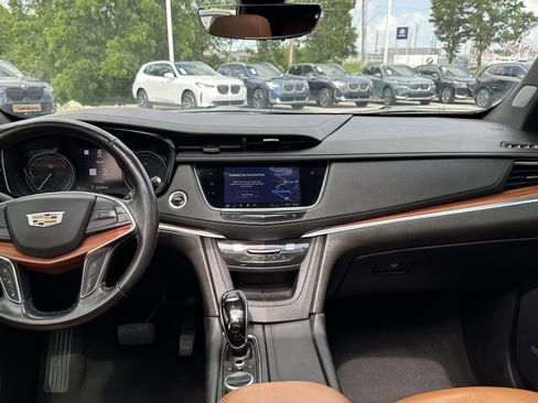 Used 2021 Cadillac XT5 Premium Luxury FWD image 32