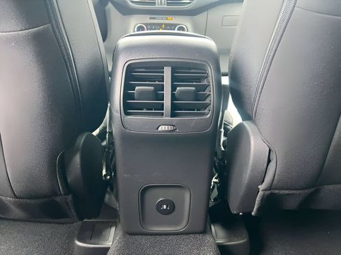 Used 2024 Ford Escape Active w/ Cold Weather Package FWD image 18