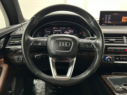 Used 2018 Audi Q7 3.0T Prestige AWD/4WD image 13
