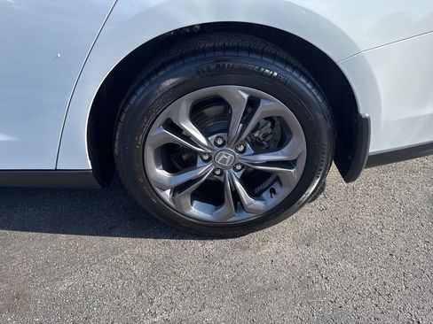Certified 2023 Honda Accord EX image 11
