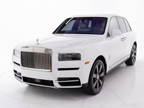 Certified 2020 Rolls-Royce Cullinan AWD/4WD image 1
