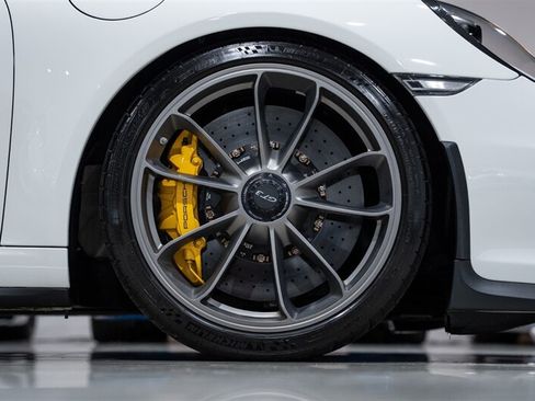 Used 2015 Porsche 911 GT3 RWD image 42