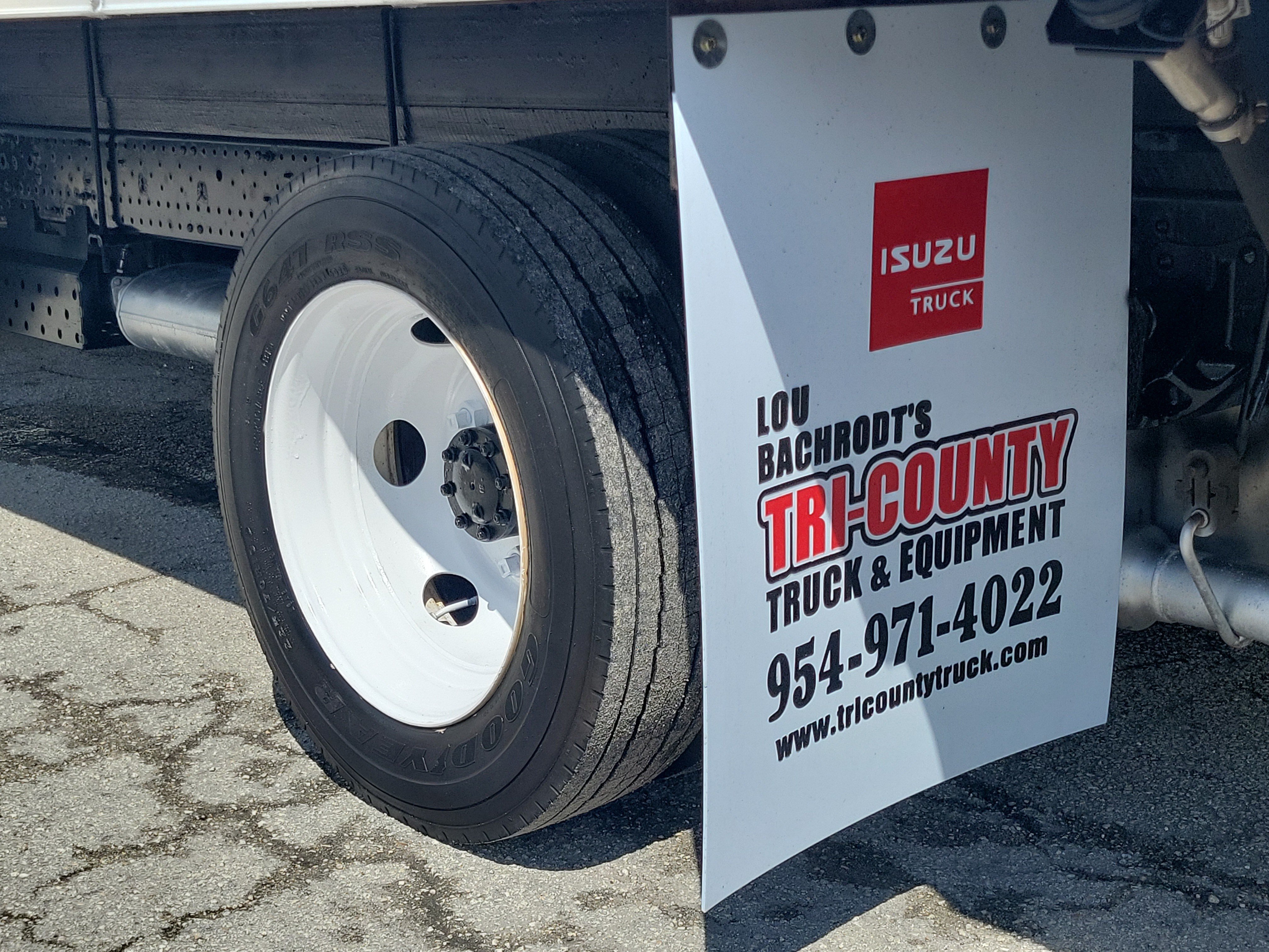 Used 2021 Isuzu NPR RWD image 14