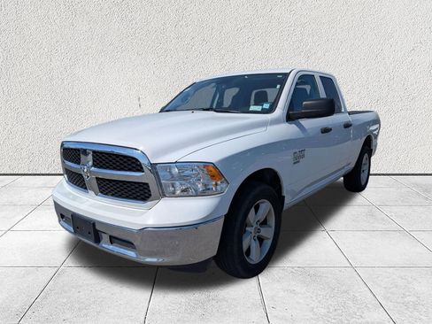Used 2024 RAM 1500 Classic SLT image 7