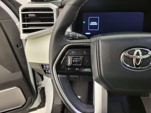 Used 2024 Toyota Sequoia Platinum image 10