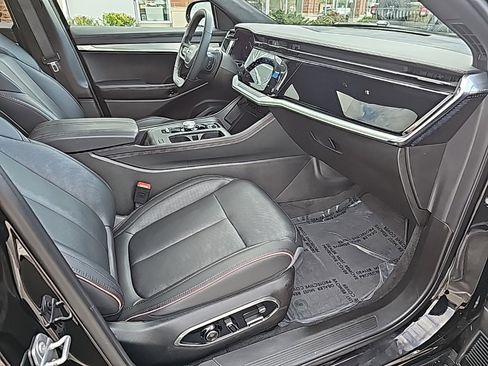 Used 2024 Jeep Wagoneer Launch Edition image 28