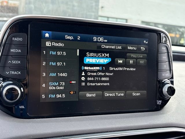 Used 2020 Hyundai Santa Fe Limited AWD/4WD image 16