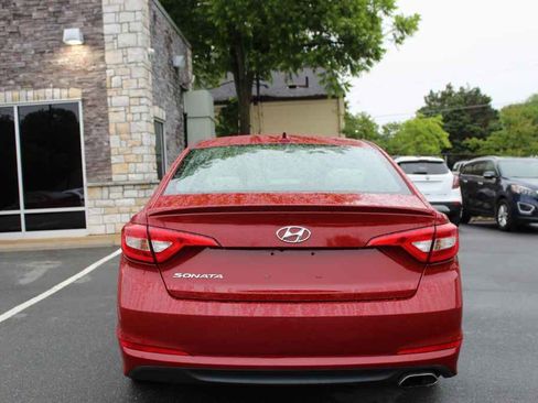 Used 2017 Hyundai Sonata SE image 6