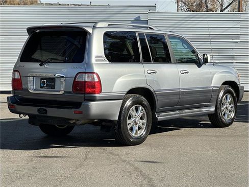 Used 2005 Lexus LX 470 4WD image 10