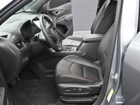 Used 2023 Chevrolet Equinox RS w/ RS Leather Package AWD/4WD image 9